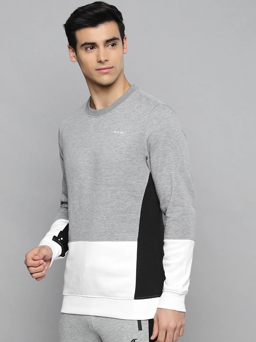 Alcis Men Grey Melange & White Colourblocked Sweatshirt