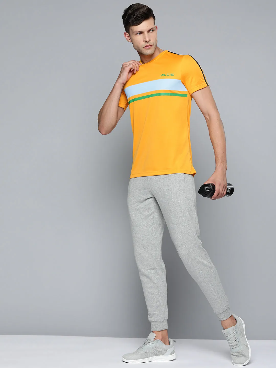 Alcis Men Yellow & Blue Striped Slim Fit T-shirt