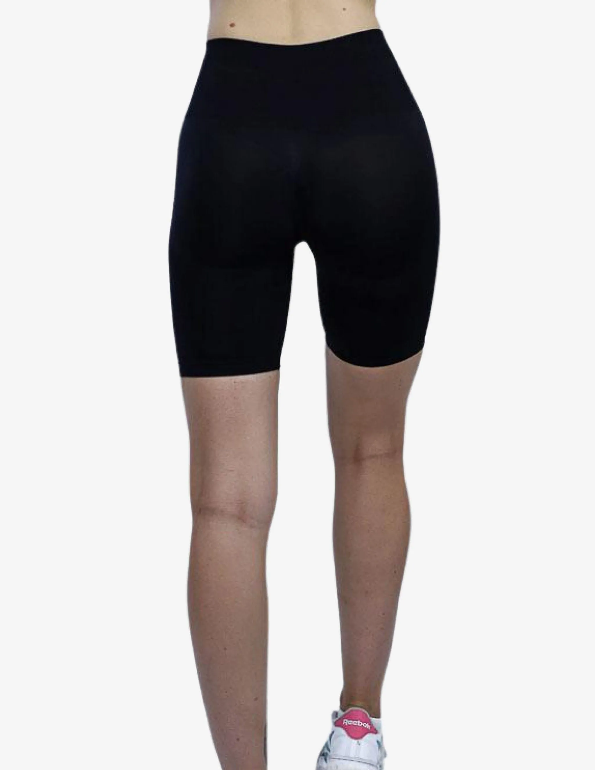 Arise Scrunch Shorts - Black