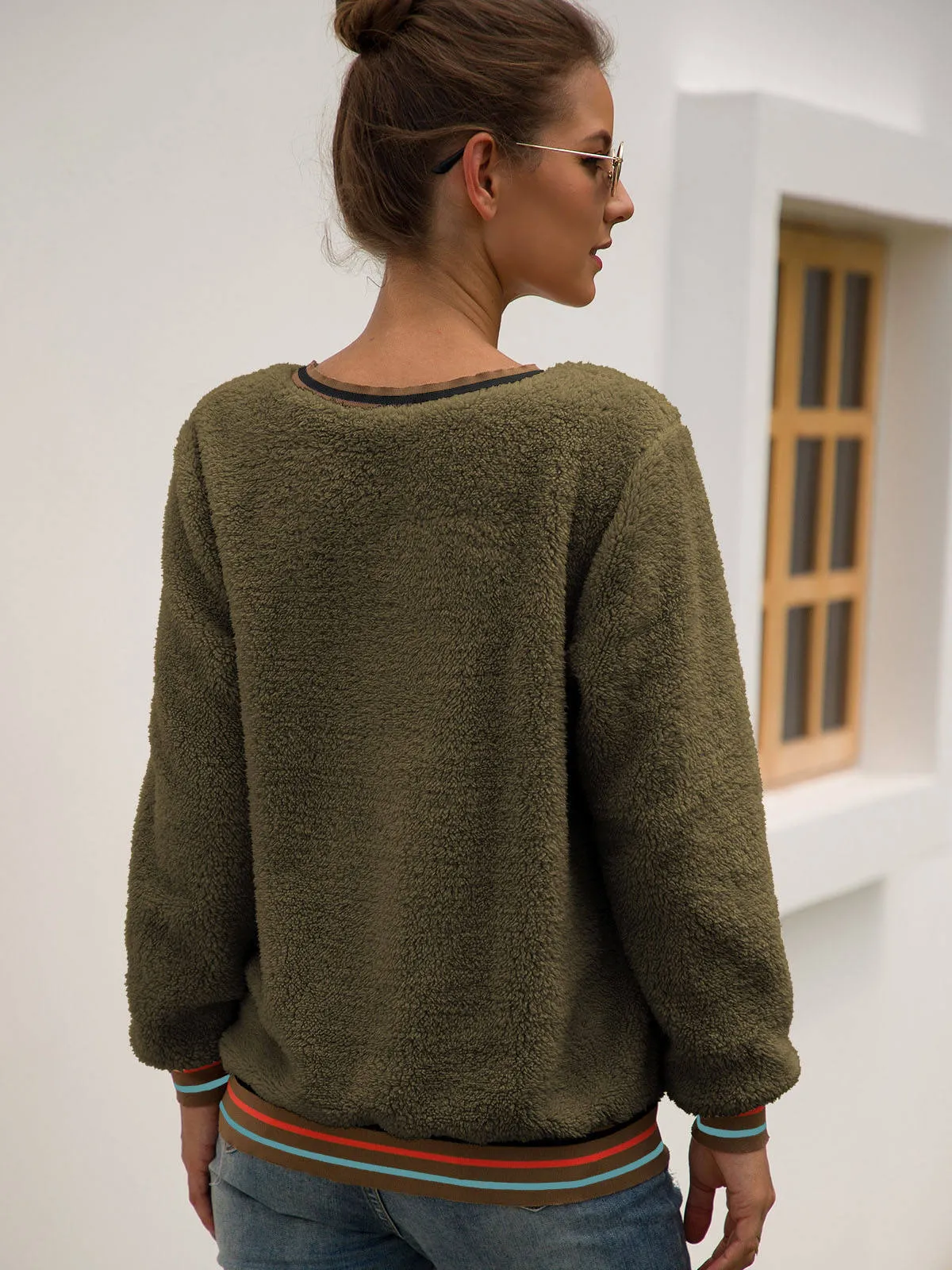 Autumn and Winter New Women's Striped Stitching Plush Pullover Top