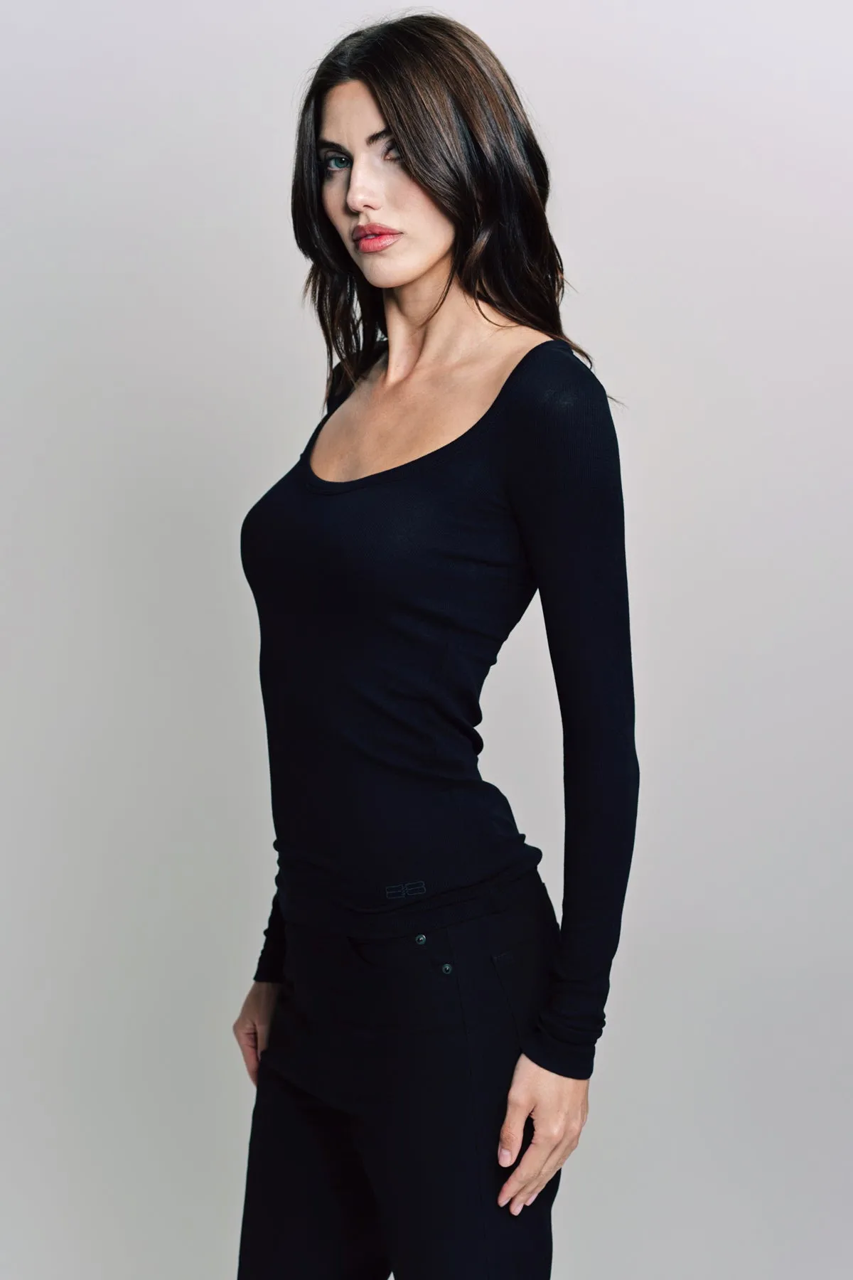 BALENCIAGA | LONG SLEEVE GARDEROBE DÉCOLLETÉ TOP