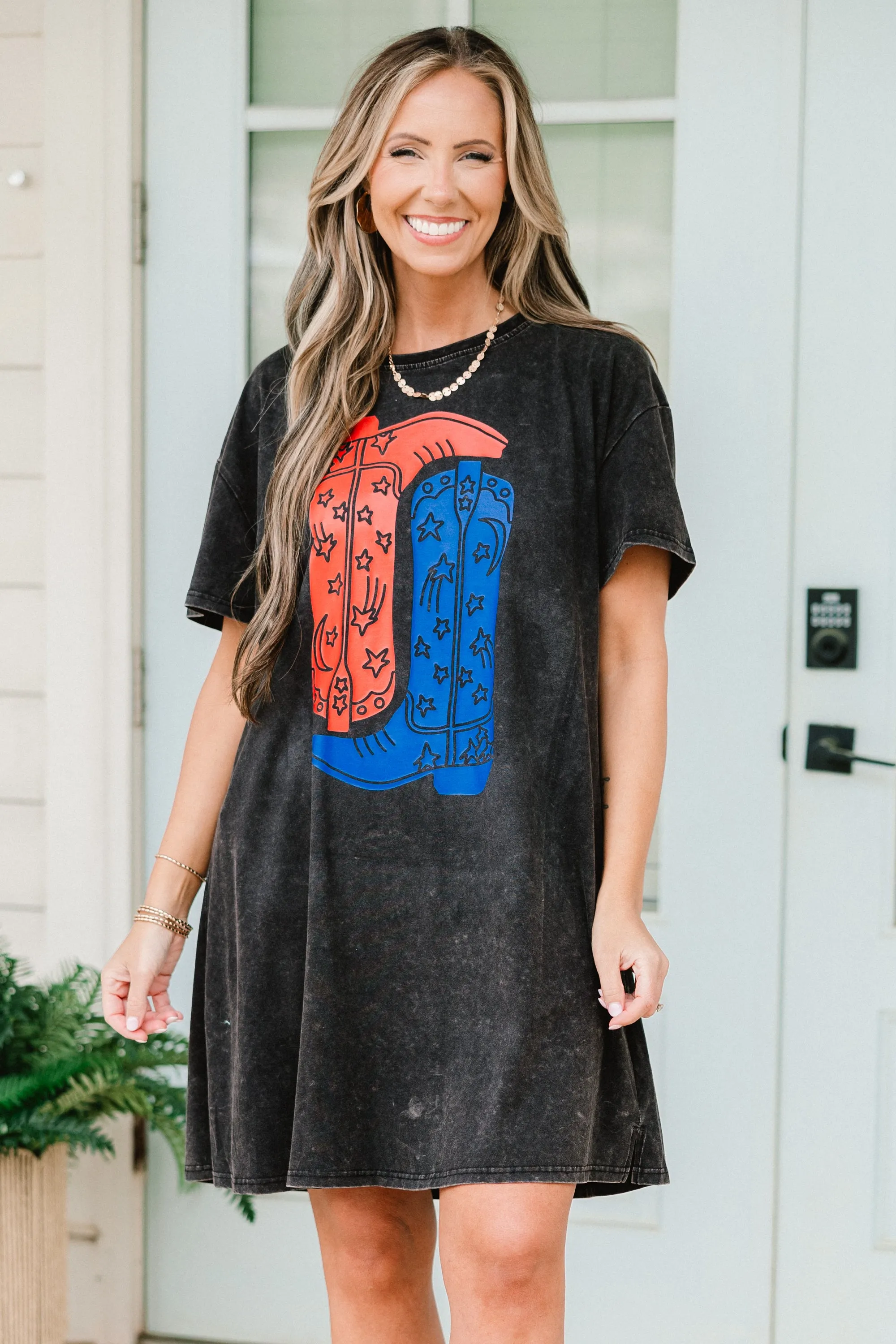 Boot Scootin Cowgirl T-Shirt Dress, Black