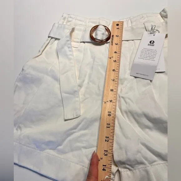 Boyish Women’s Cream High Waisted Belted Shorts Small NWT