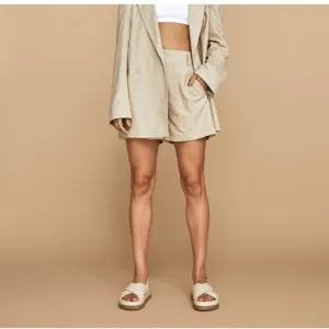 Carbon38 Women's Tan Linen Utility Shorts Size Small