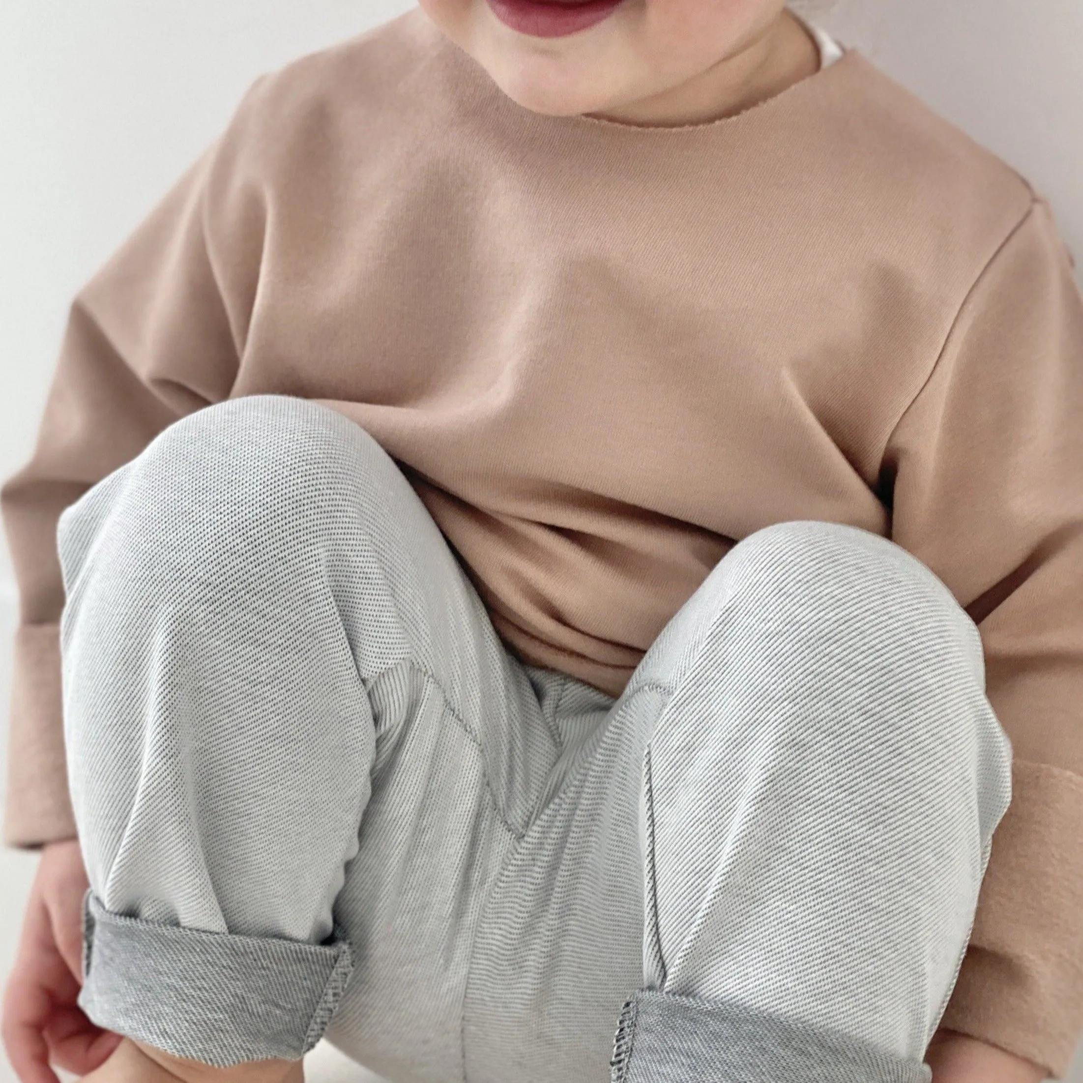 Cassius Organic Cotton Raw Neck Modern Sweatshirt  (Biscuit)
