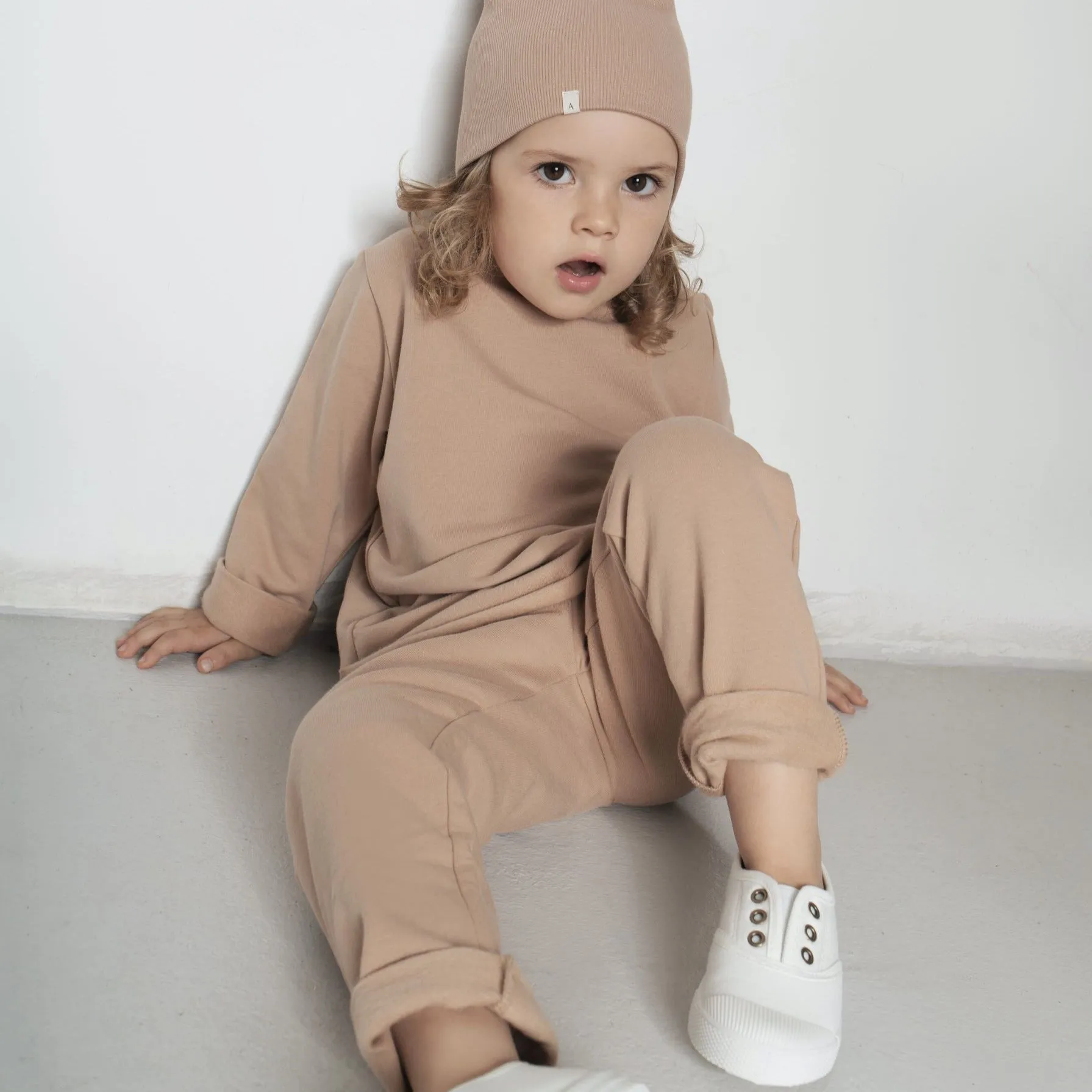 Cassius Organic Cotton Raw Neck Modern Sweatshirt  (Biscuit)