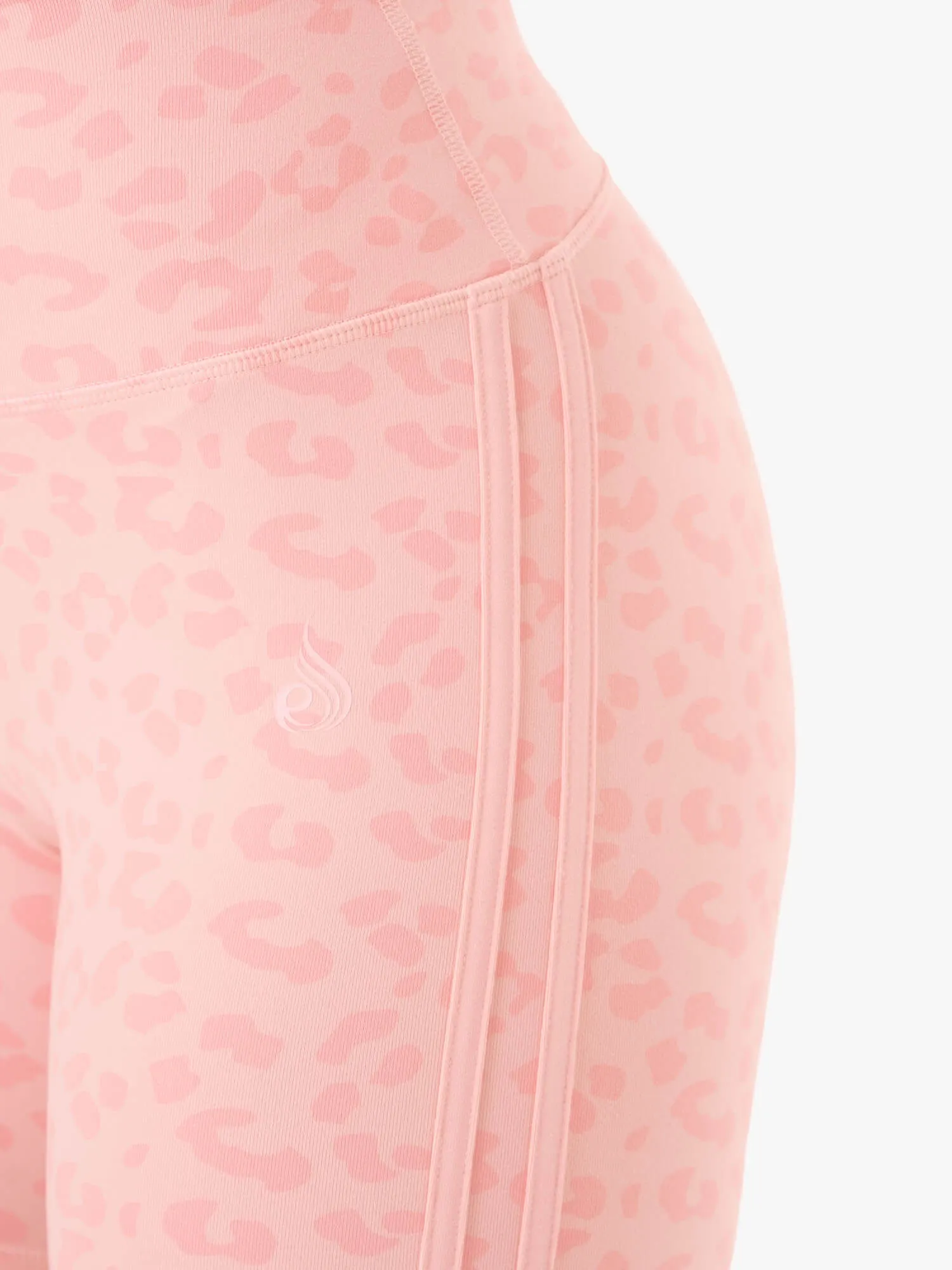 Evolution High Waisted Scrunch Shorts - Pink Leopard
