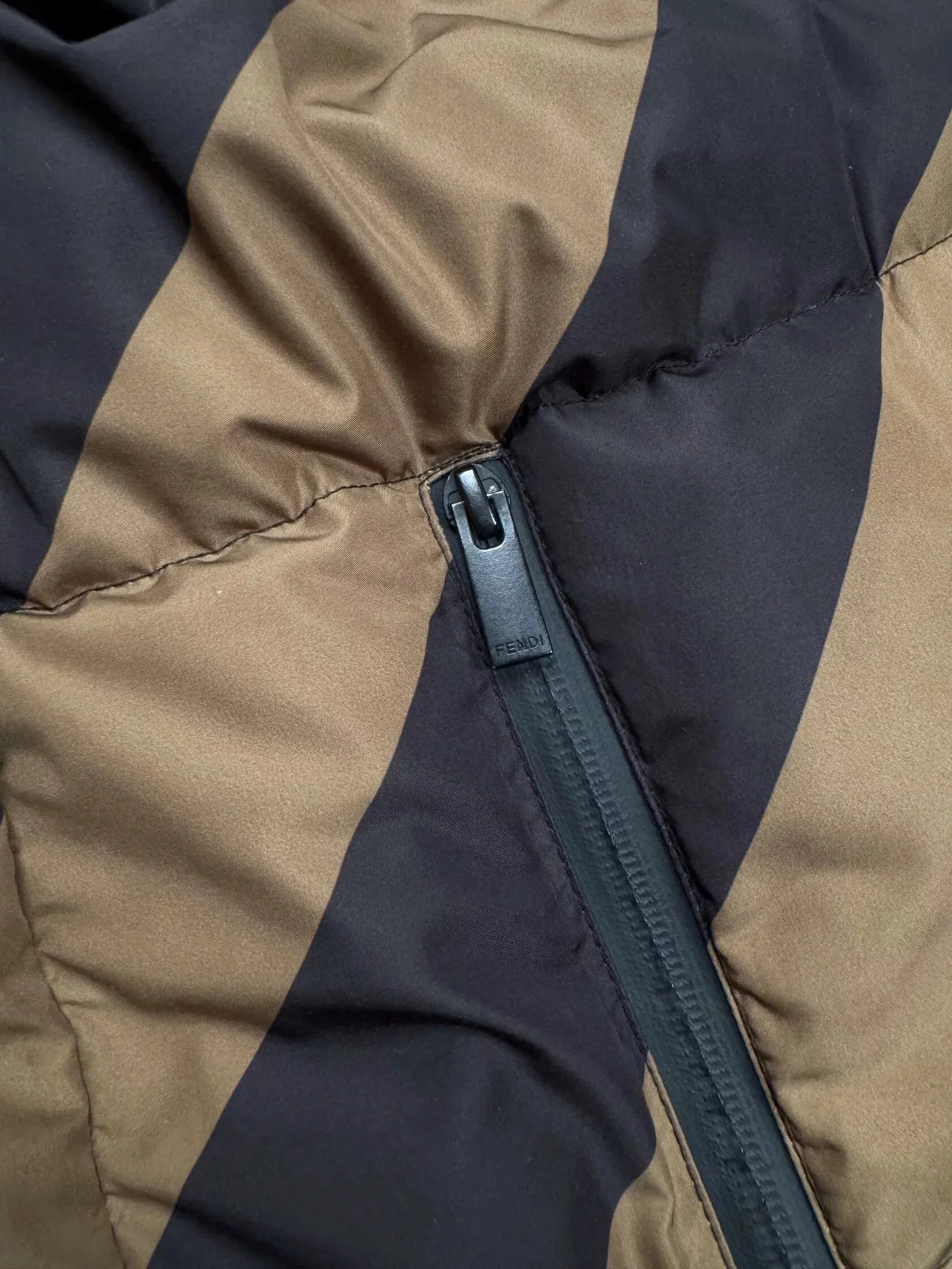 Fendi FF Reversible Gilet - Brown
