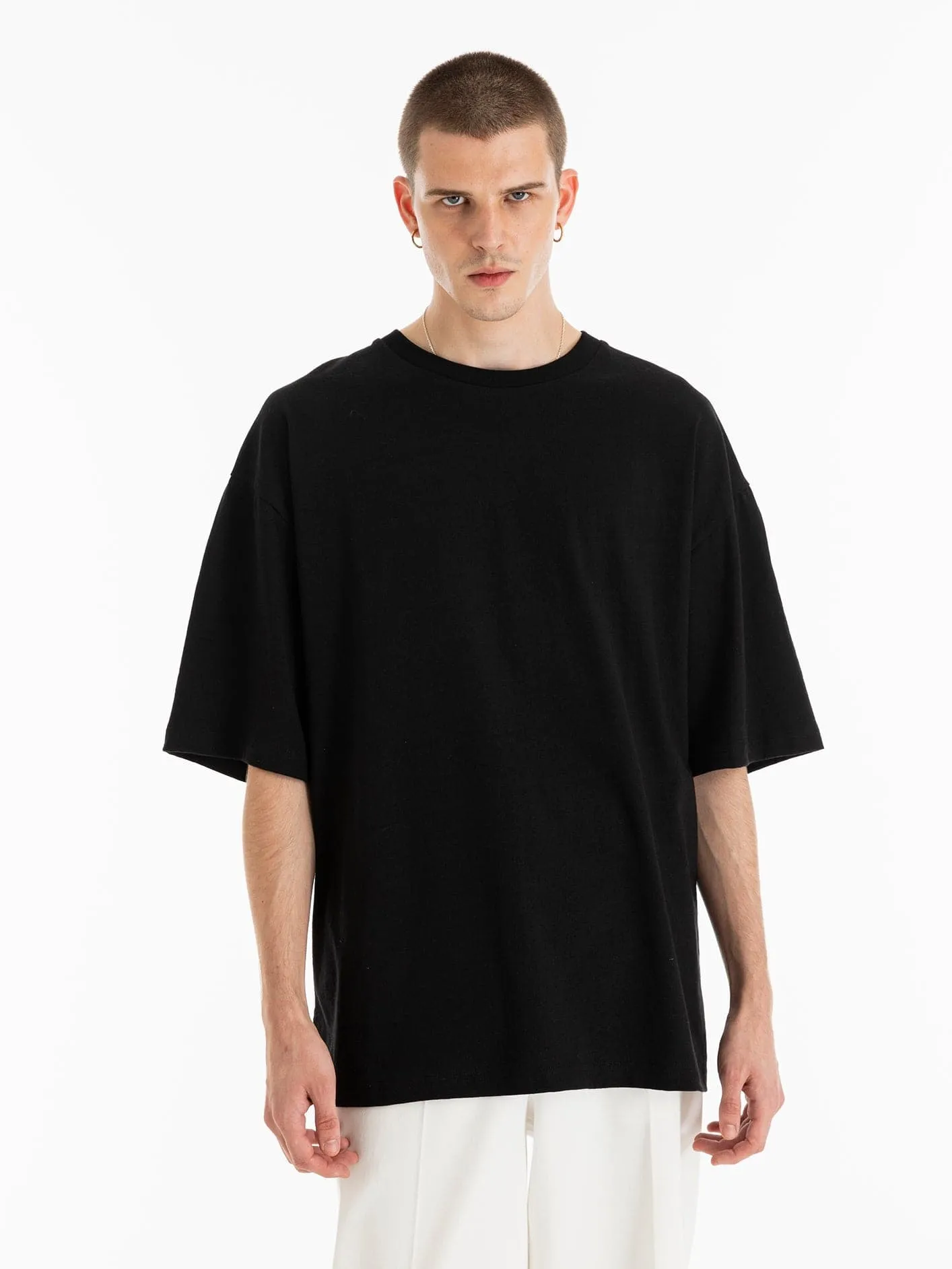Gojo Sırt Baskılı Oversize T-Shirt - Siyah