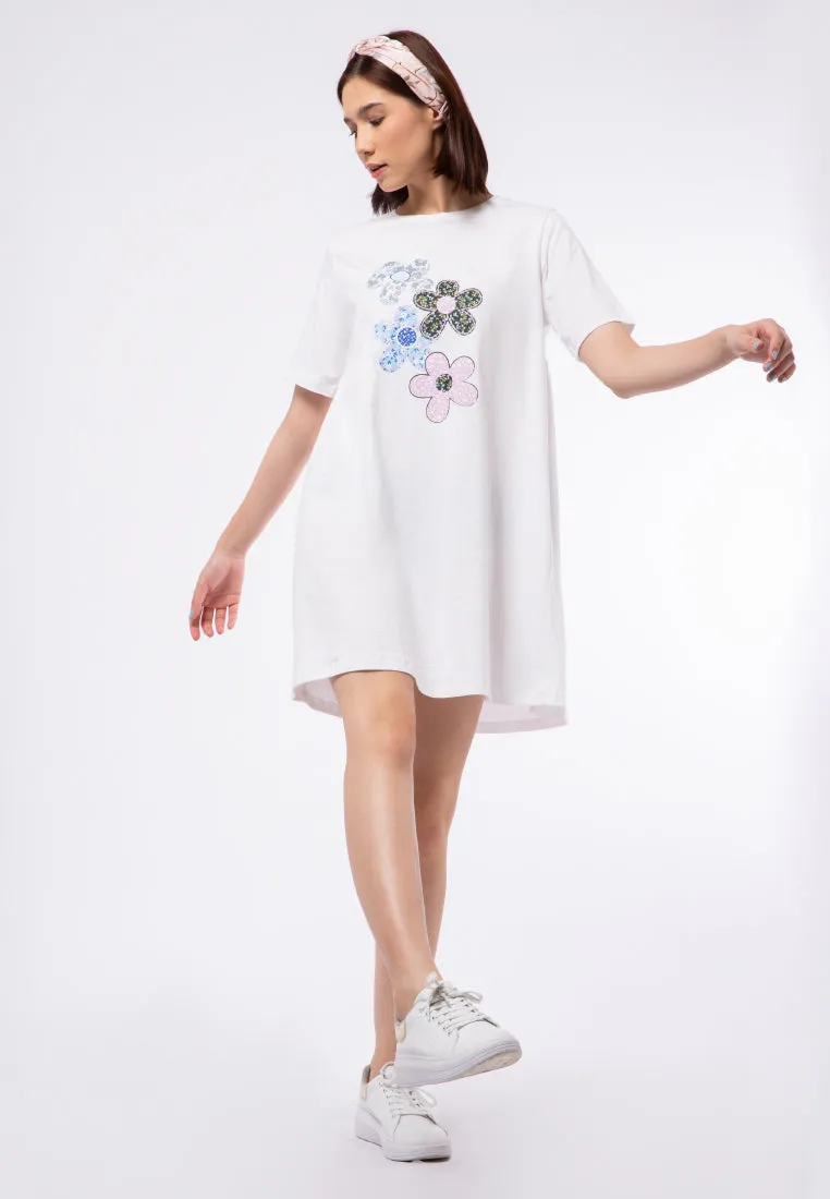 Graphic T-shirt Dress