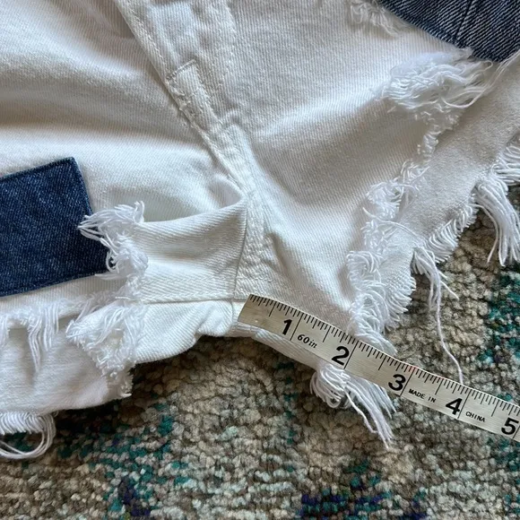 GRLFRND &quot;Cindy&quot; High Rise White Denim Shorts Size 24