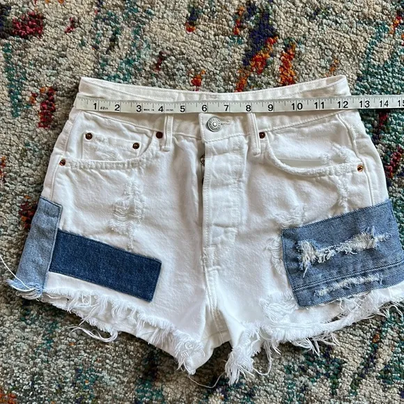 GRLFRND &quot;Cindy&quot; High Rise White Denim Shorts Size 24