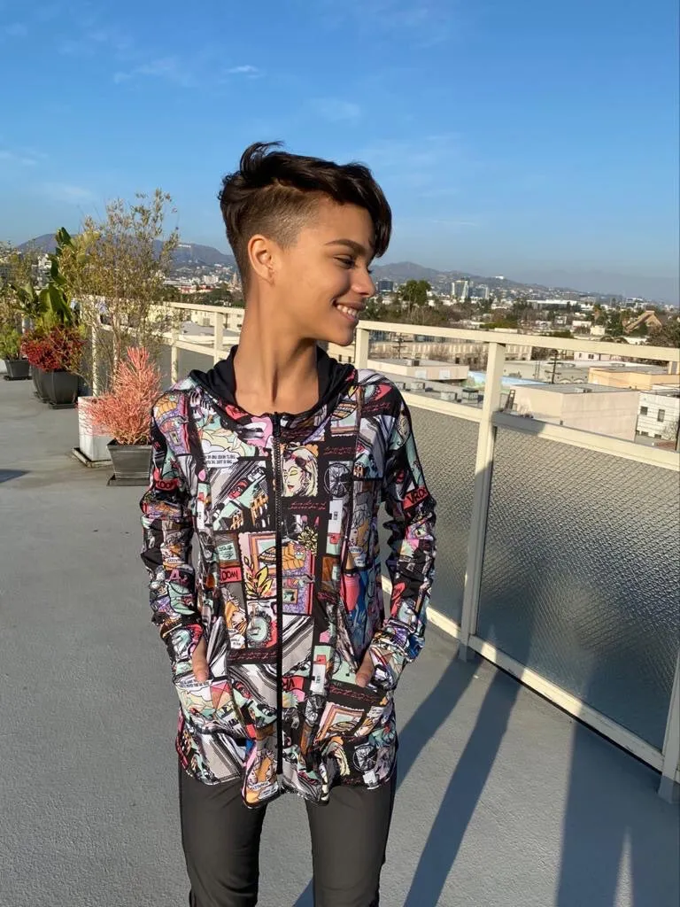 HOODIE COMIC CON/ SOLID BLACK