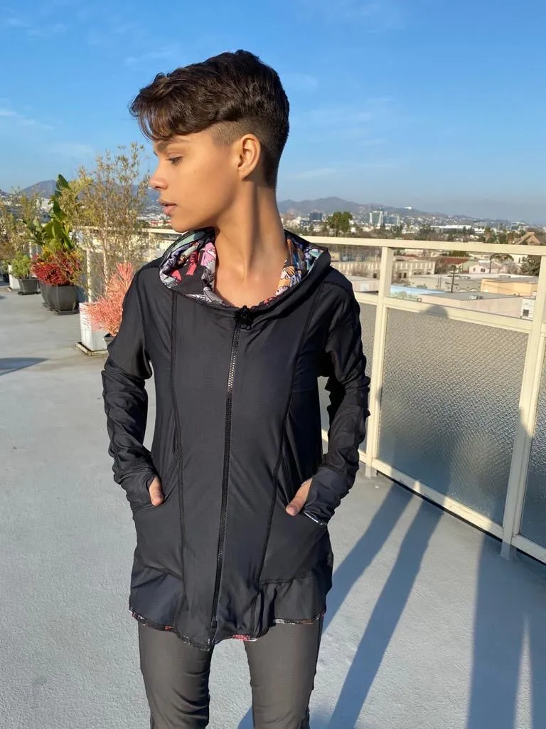 HOODIE COMIC CON/ SOLID BLACK