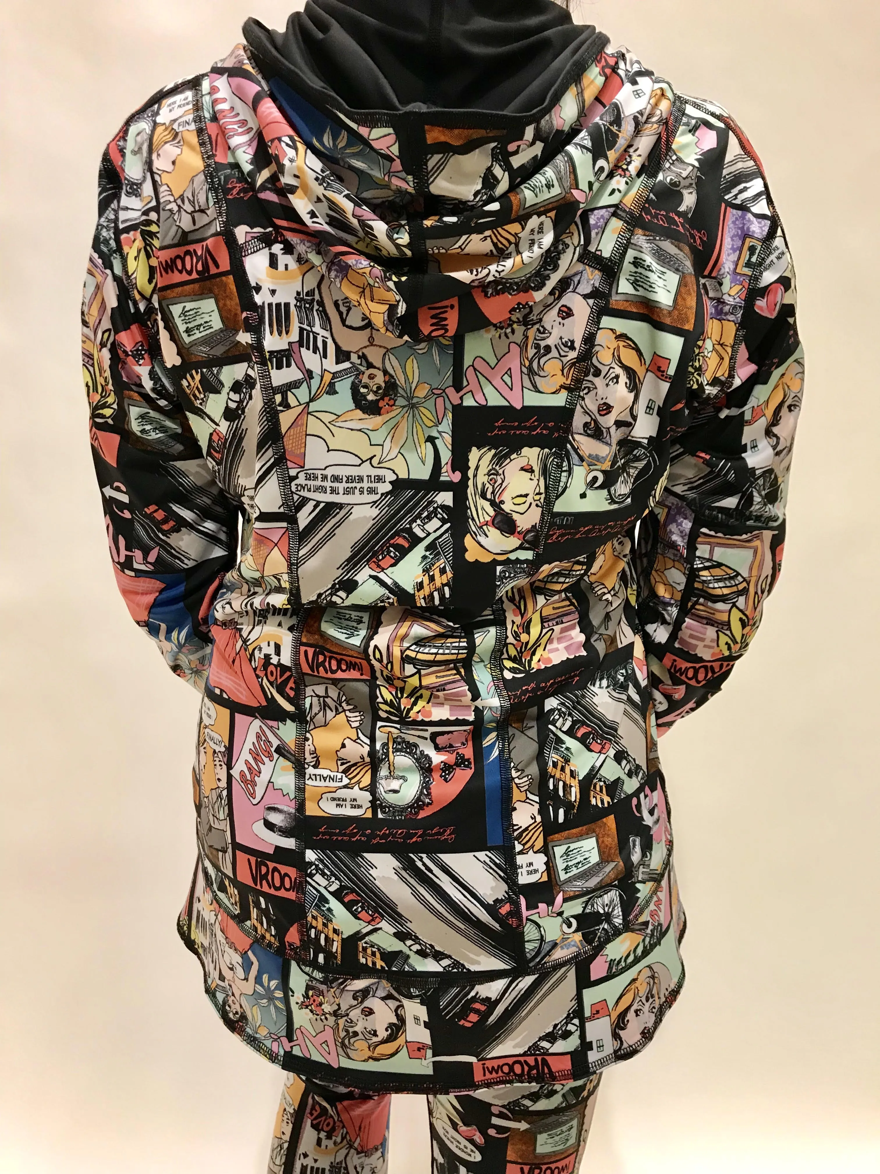 HOODIE COMIC CON/ SOLID BLACK