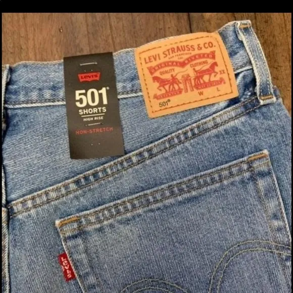Levi's | Size 30 | 501 High Rise Shorts