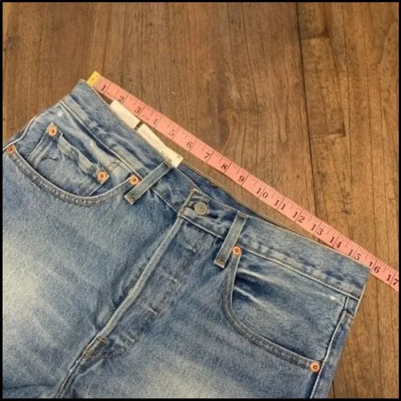 Levi's | Size 30 | 501 High Rise Shorts