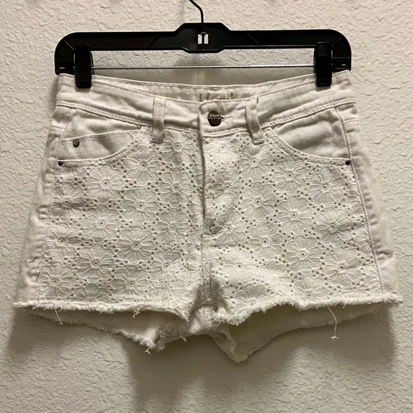 LIKE NEW White Shorts with Floral Lace