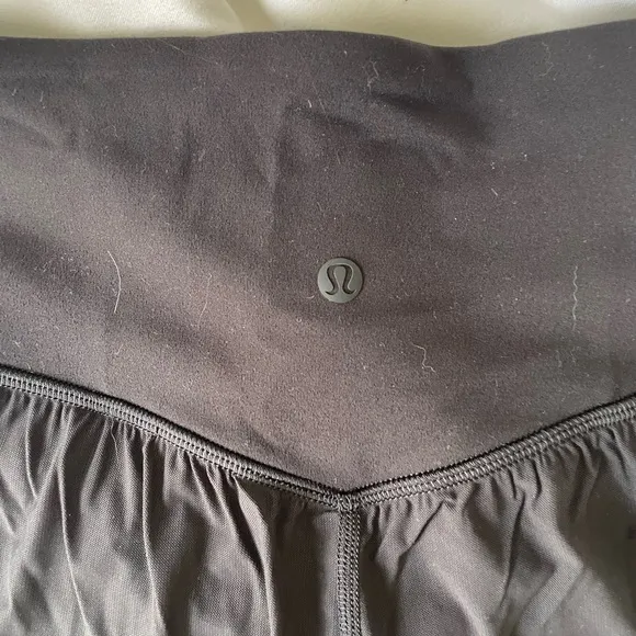 Lululemon mesh shorts high waisted EUC 6