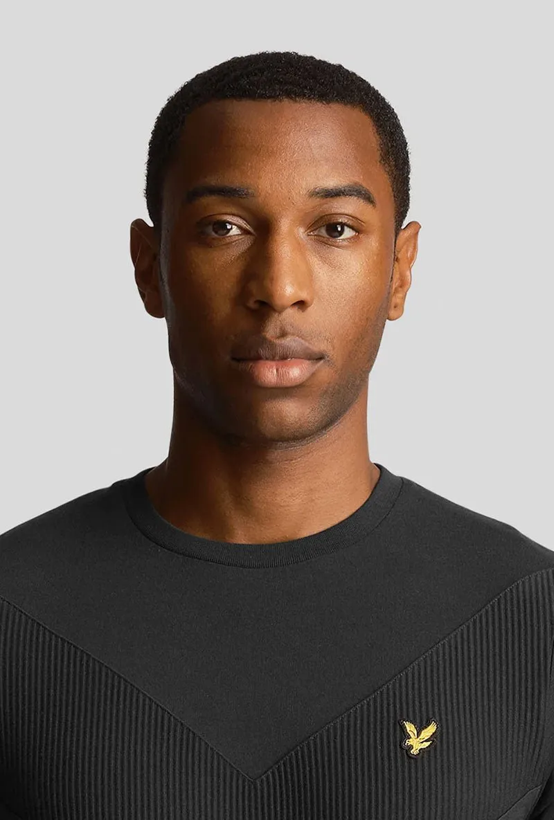 LYLE AND SCOTT VITAGE CHEVRON TSHIRT