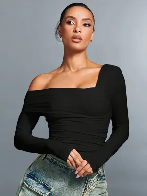 Margaux® | Chique Off-Shoulder T-Shirt