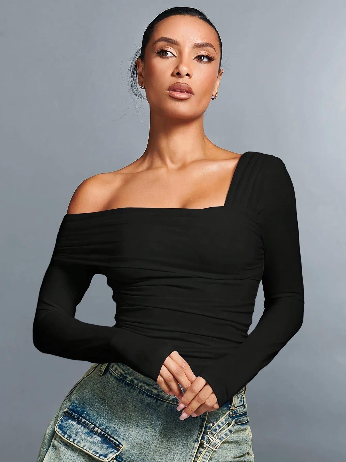 Margaux® | Chique Off-Shoulder T-Shirt