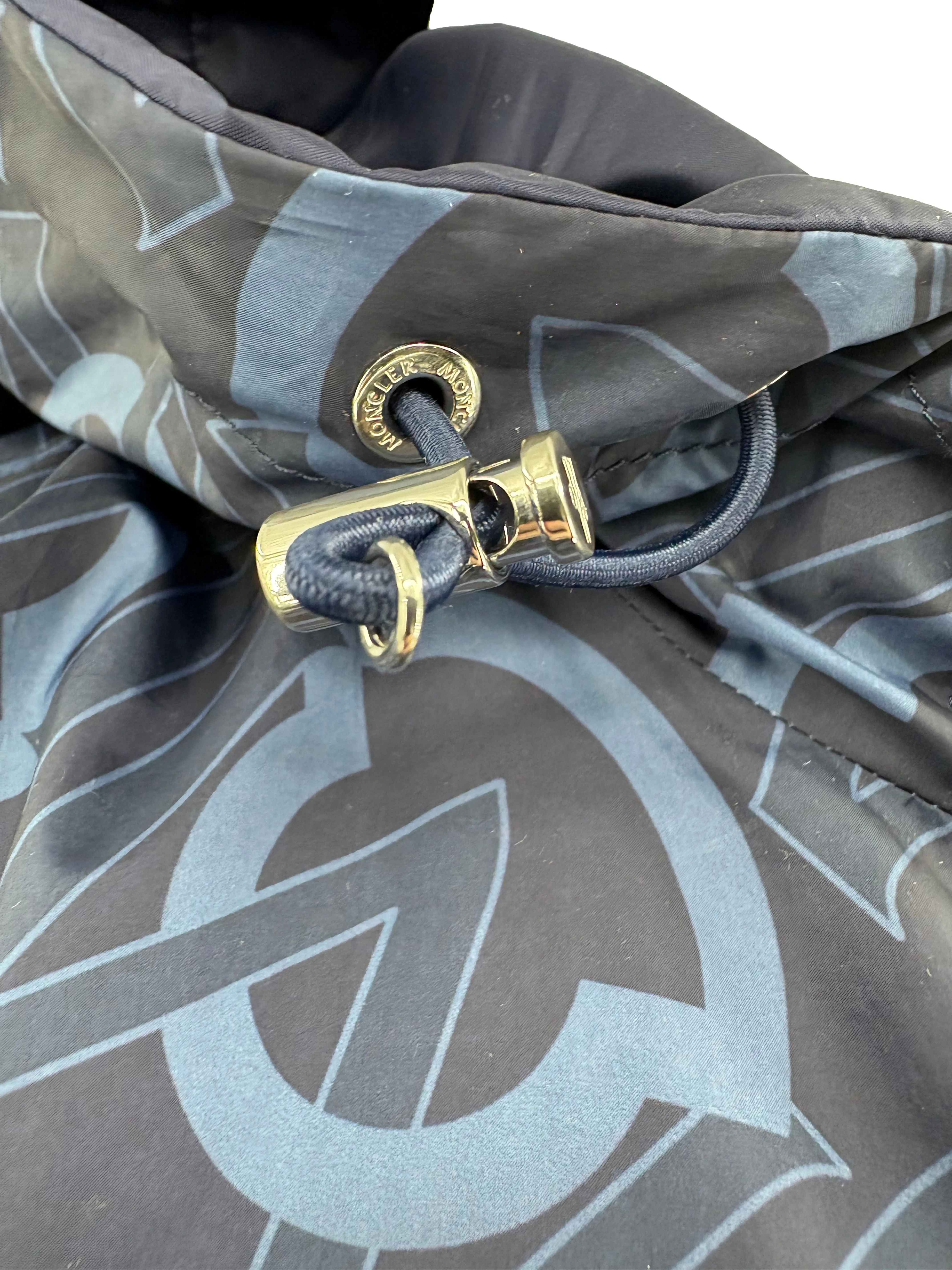 Moncler Logo Cretes Reversible Jacket - Navy
