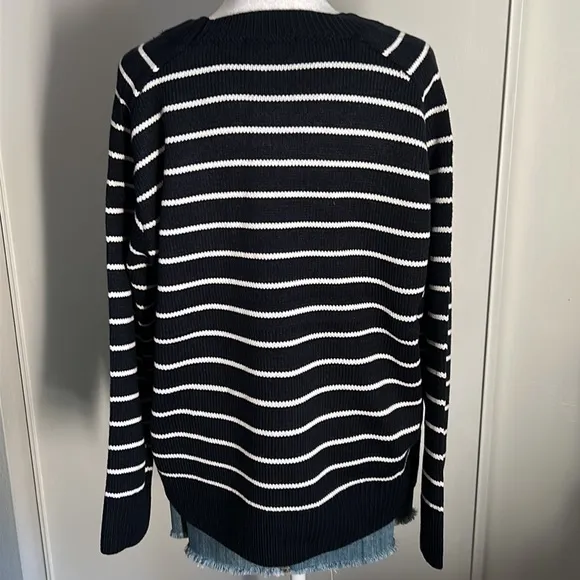 New Women’s Plus T TAHARI Navy and White Striped Crewneck Sweater