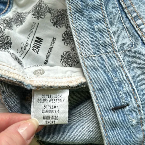 NWT Lovers   Friends High Waisted Jack Shorts in Westerly Wash size 26