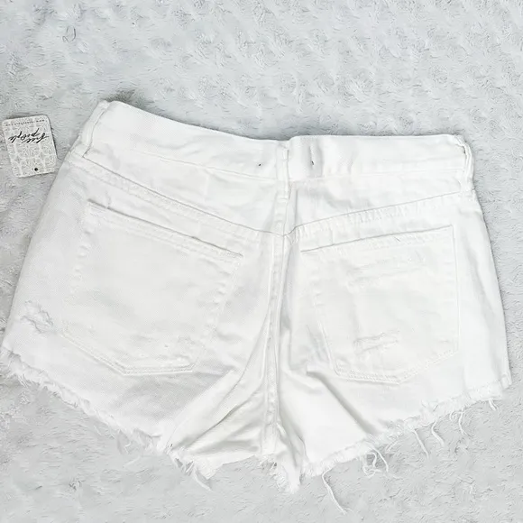 NWT- WE THE FREE Loving Good Vibrations Distressed Denim Shorts Spring White