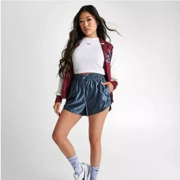 NWT Women's Nike Sportswear Circa 96 High-Waisted Breakaway Shorts Blue Size L