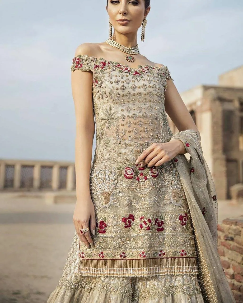 Pakistani Beautiful Gold Bridal Wear # B1943
