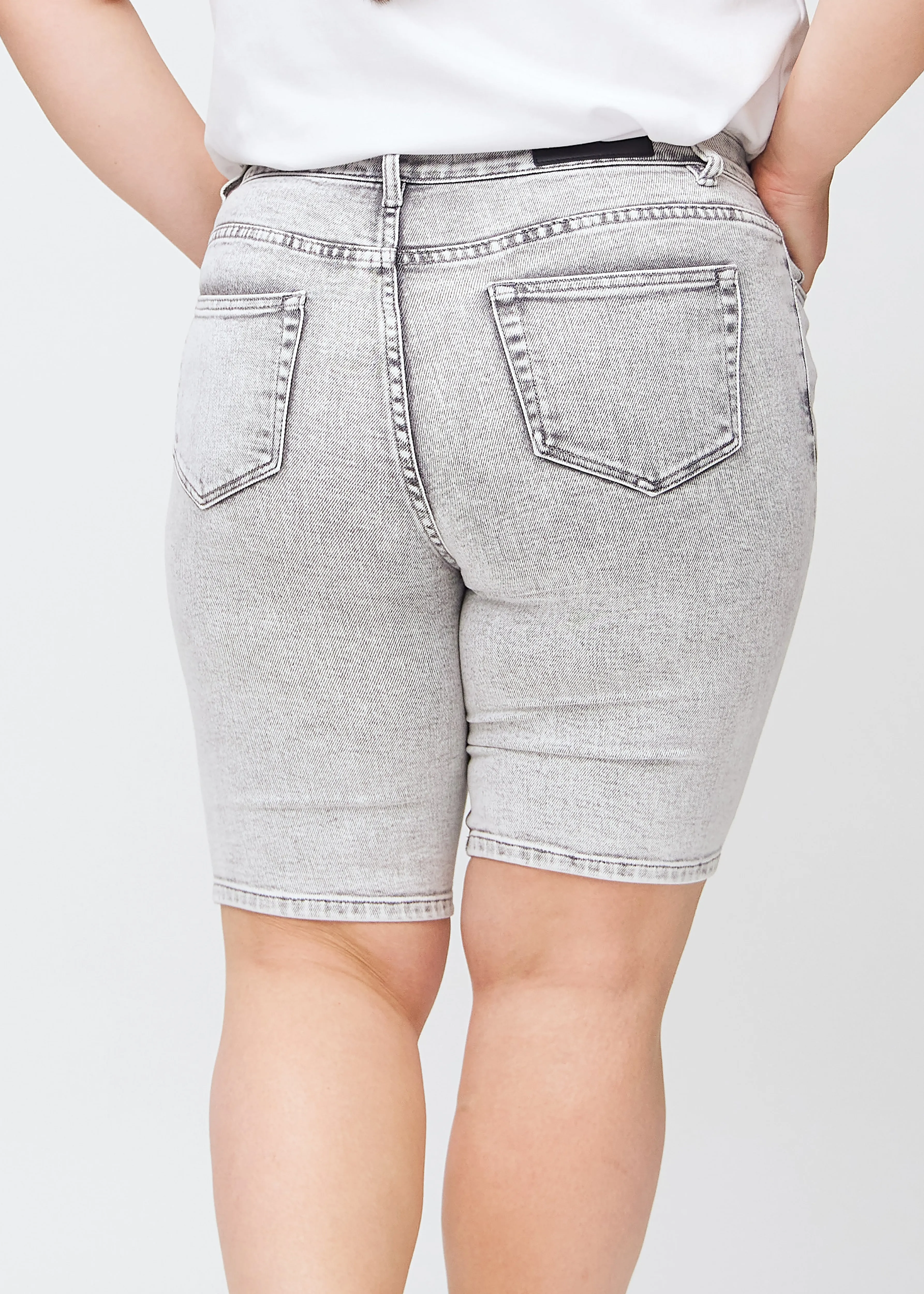 Perfect Shorts - Middle - Skinny - Ashes™