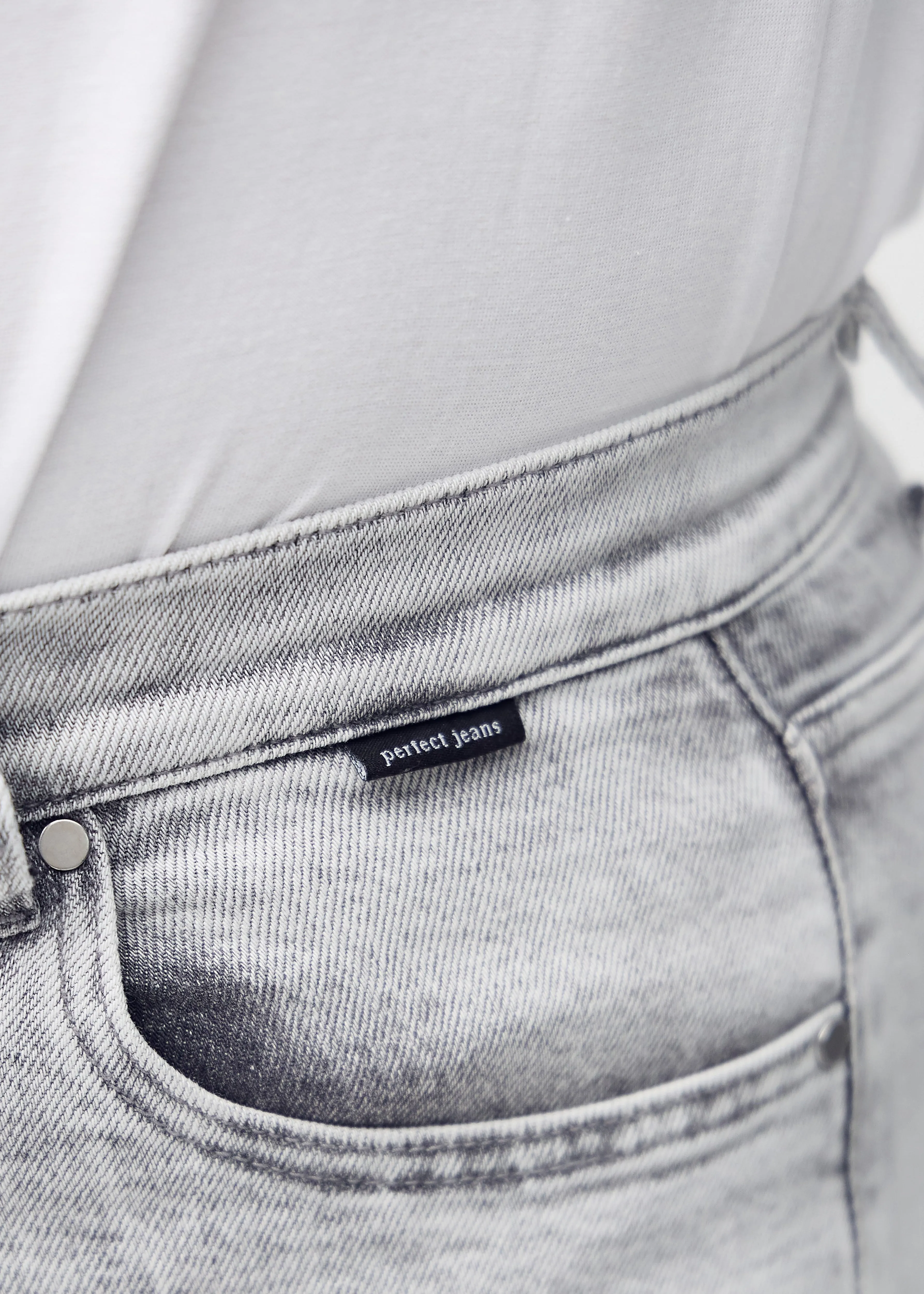 Perfect Shorts - Middle - Skinny - Ashes™
