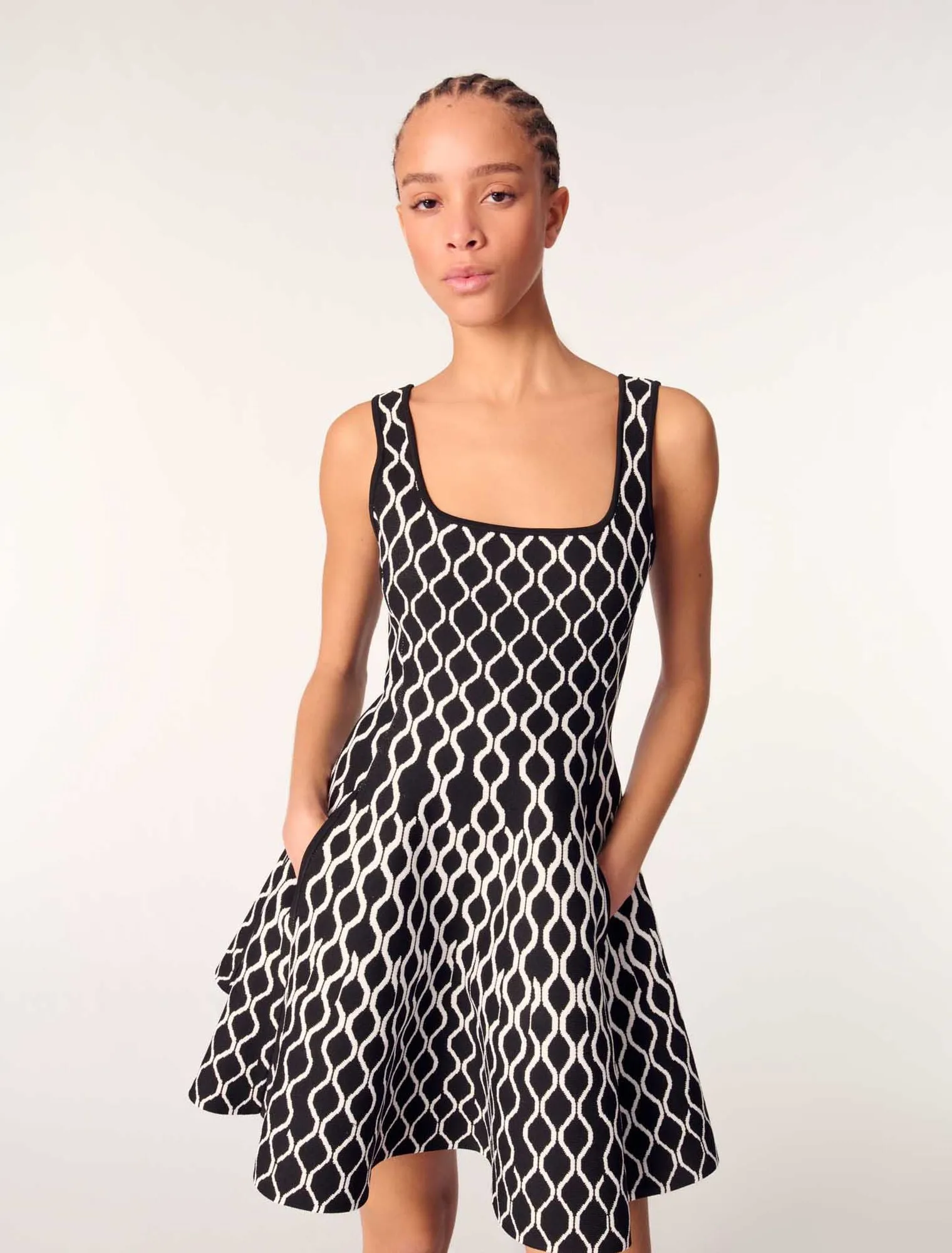 Short patterned knit dress