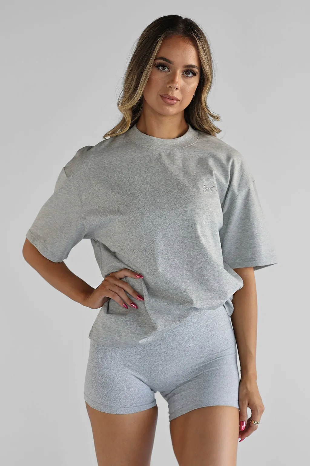 Signature Boyfriend Tee - Heather Grey