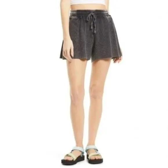 Splendid Mineral Wash Shorts in Black at Nordstrom, Size X-Small