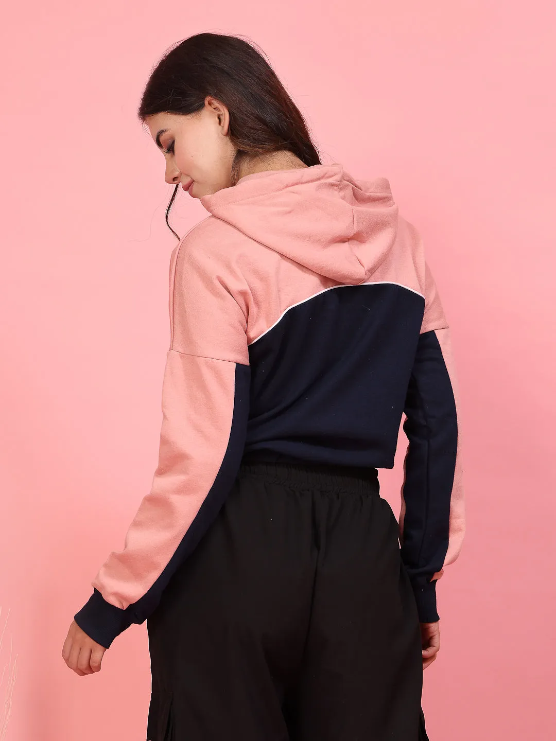 Sporty Colorblocked Fleece Sweatshirt