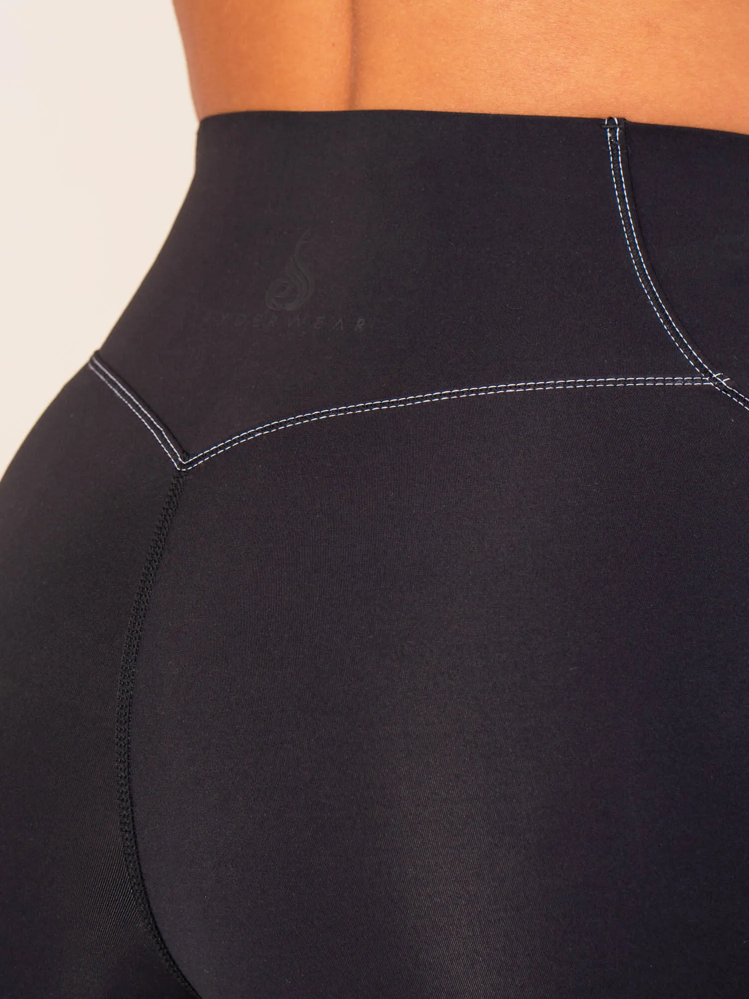 Stride High Waisted Shorts - Black