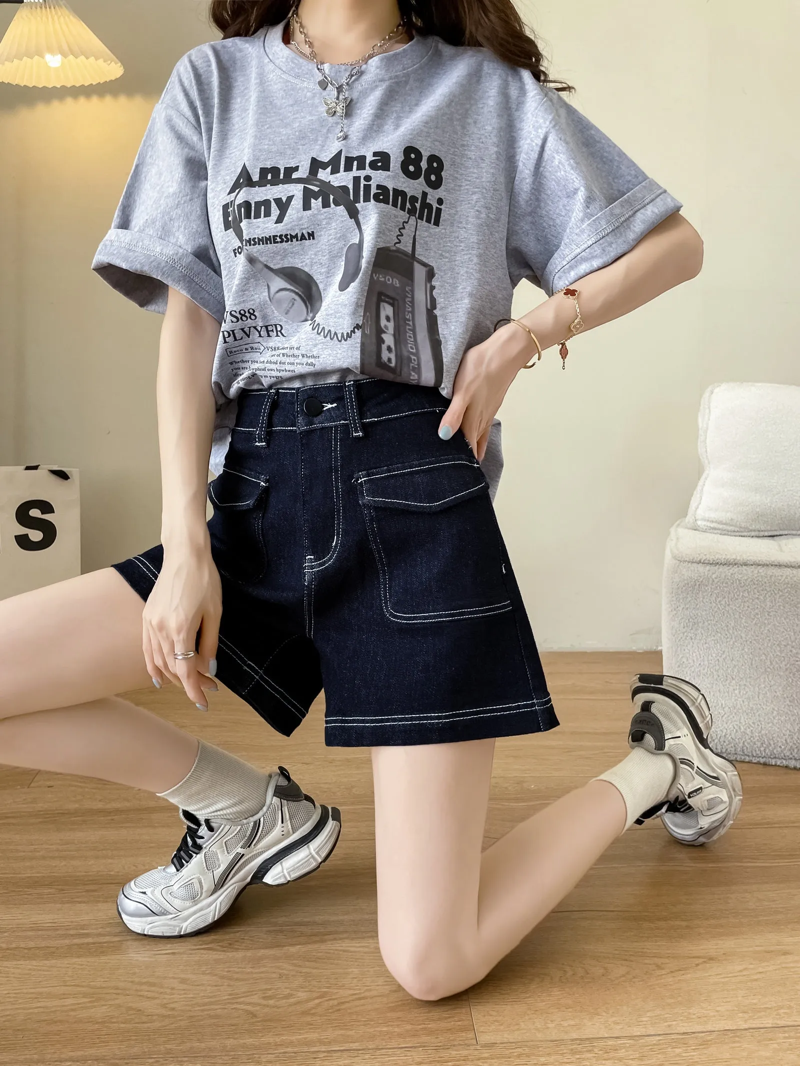 Stylish Wide Leg Solid Color Denim Shorts for Women