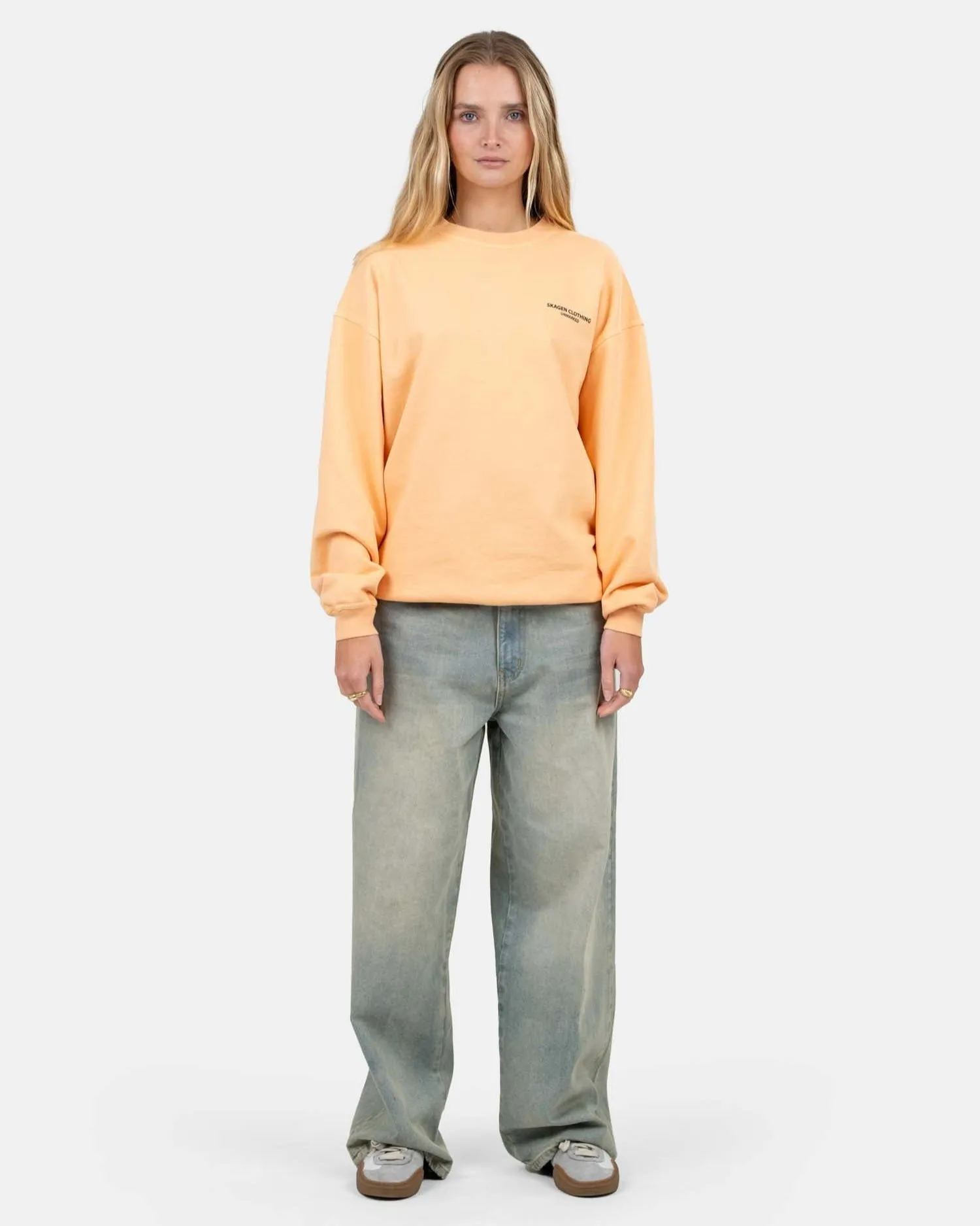 UNMARKED Sweatshirt Peach
