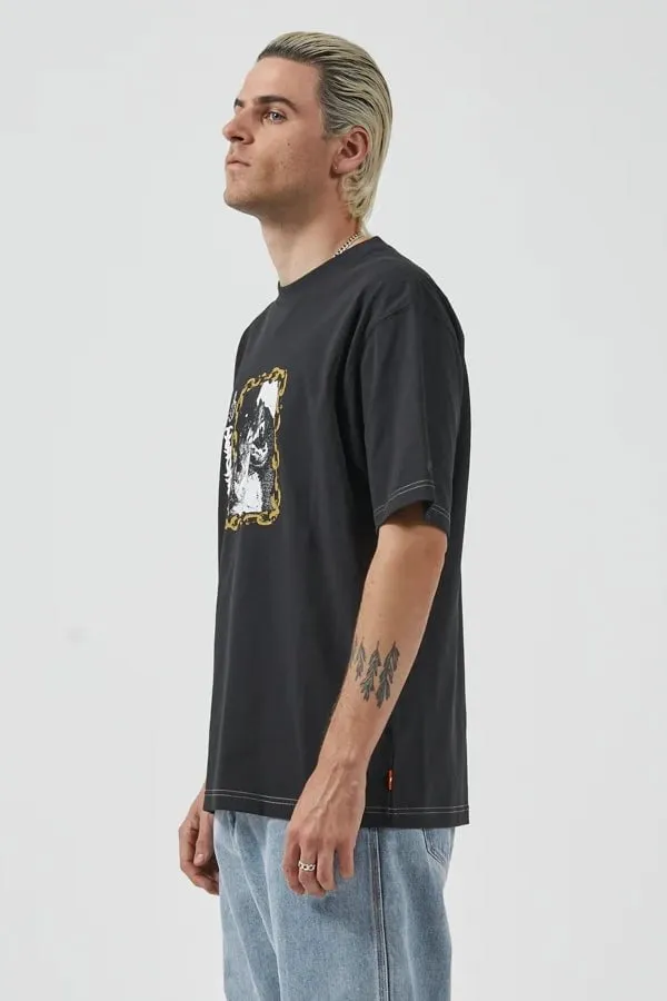 WORSHIP SUPPLIES PURE MAYHEM TEE - WASHED BLACK