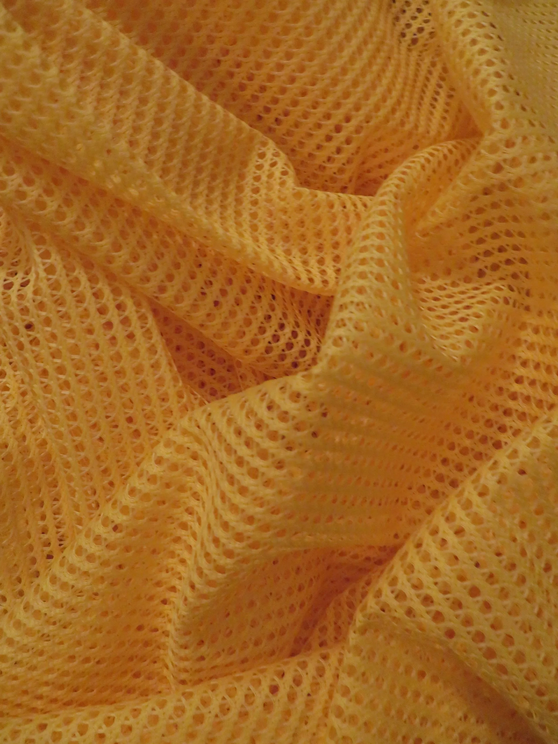 Yellow Dive Mesh.