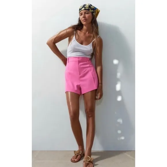 ZARA • Bubblegum Pink Super High-Waisted Mini Shorts