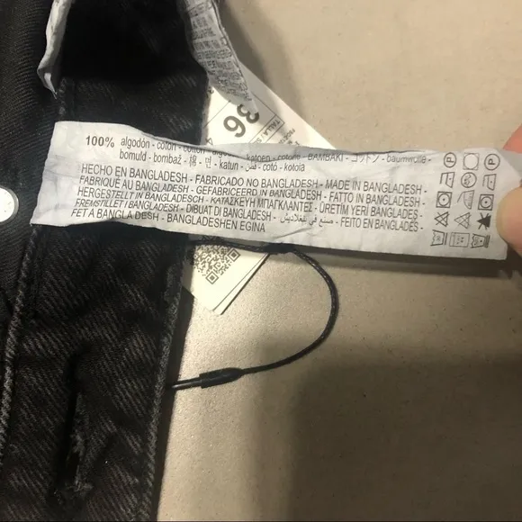 ZARA Mid-Rise Jean Shorts